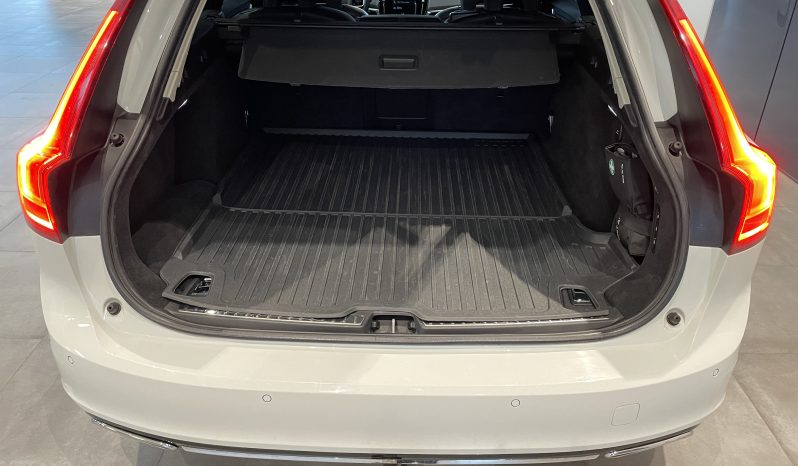 Volvo V90 T8 AWD Aut. Momentum -2019 Plug-in Hybrid full