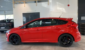 Ford Focus 1.0 EcoBoost 125hk 6vxl RED -2016 full