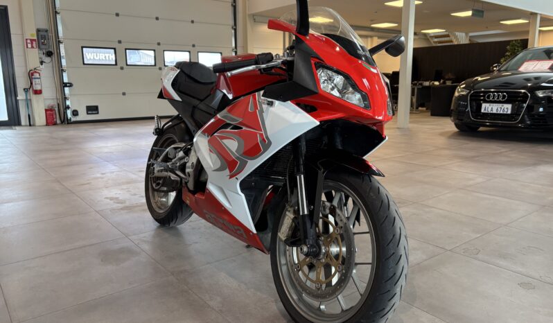 Aprilia RS 125  2-T -2015 full