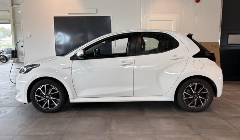 Toyota Yaris Hybrid 1.5 Active 5d Automat -2020 full