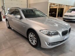 BMW 520d Touring -2011 full