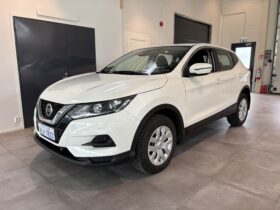 Nissan Qashqai Visia 1.3DIG-T 140 6vxl -2019