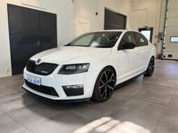Skoda Octavia RS 2,0 TSI DSG -2015
