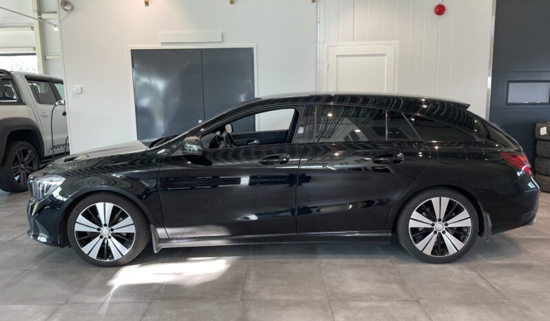 Mercedes-Benz CLA 180 Shooting Brake -2017 full