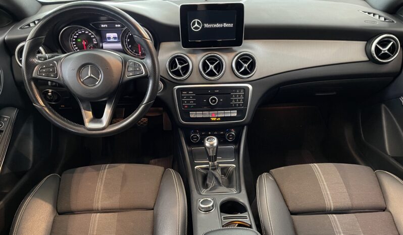Mercedes-Benz CLA 180 Shooting Brake -2017 full