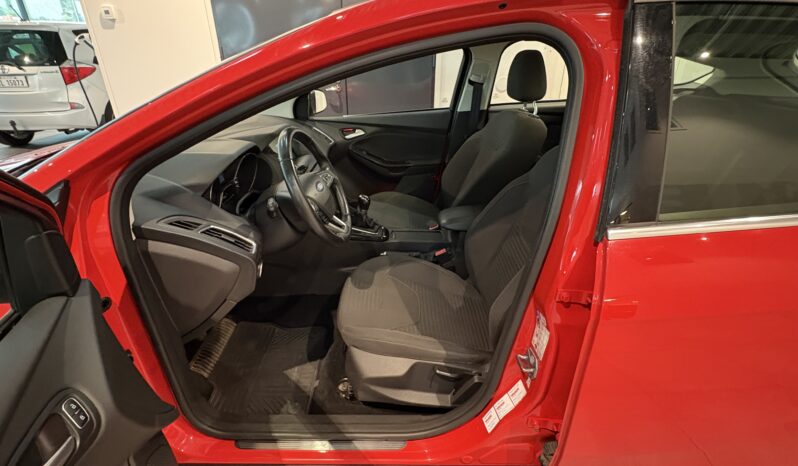 Ford Focus 1,0 EcoBoost Titanium -2015 full