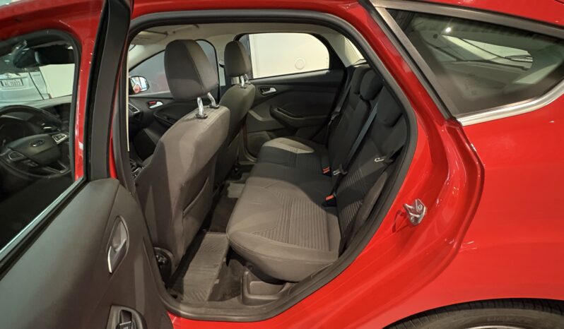Ford Focus 1,0 EcoBoost Titanium -2015 full