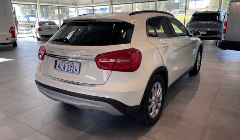 Mercedes-Benz GLA 250 4Matic -2014 – Ålandssåld full