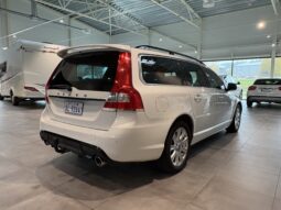 Volvo V70 T6 AWD Summum 305hk -2011 full