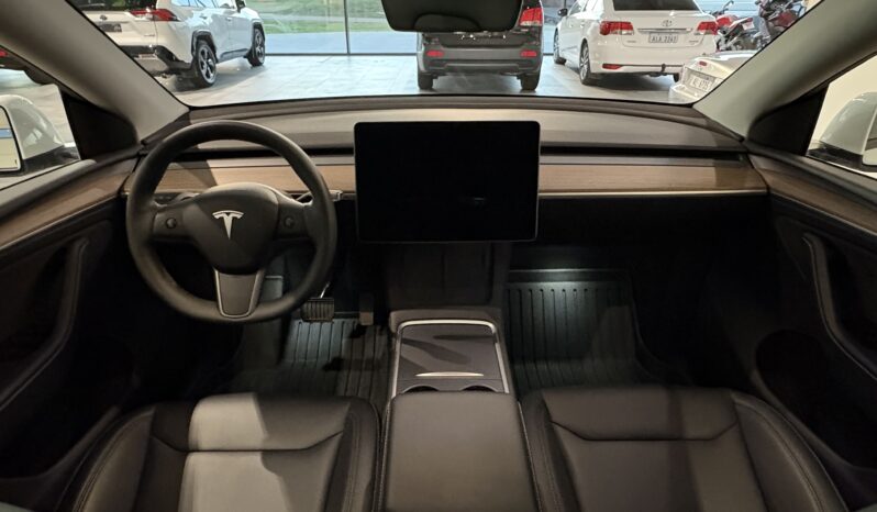 Tesla Model Y Long Range Dual Motor -2024 full