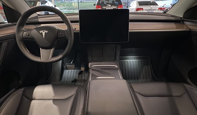Tesla Model Y Long Range Dual Motor -2024 full