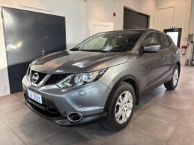 Nissan Qashqai N-connecta 1.2DIG-T 6M/T -2017 – Ålandssåld!