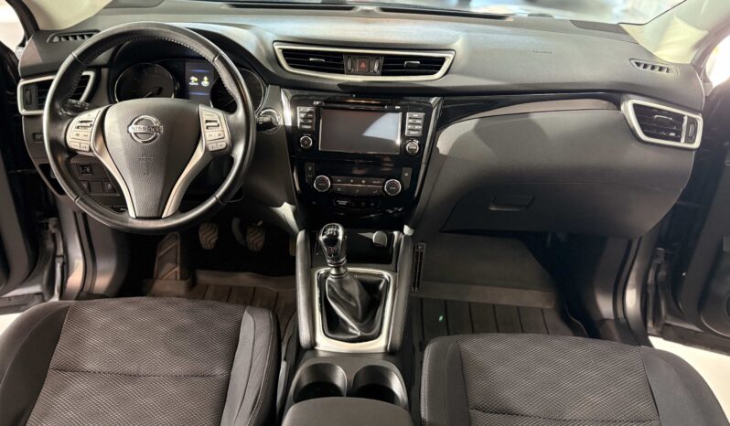 Nissan Qashqai N-connecta 1.2DIG-T 6M/T -2017 – Ålandssåld! full