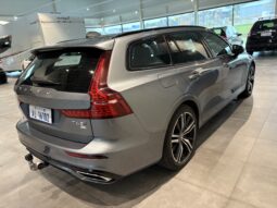 Volvo V60 T6 AWD R-Design Plug-in Hybrid -2020 full