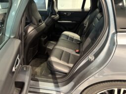 Volvo V60 T6 AWD R-Design Plug-in Hybrid -2020 full