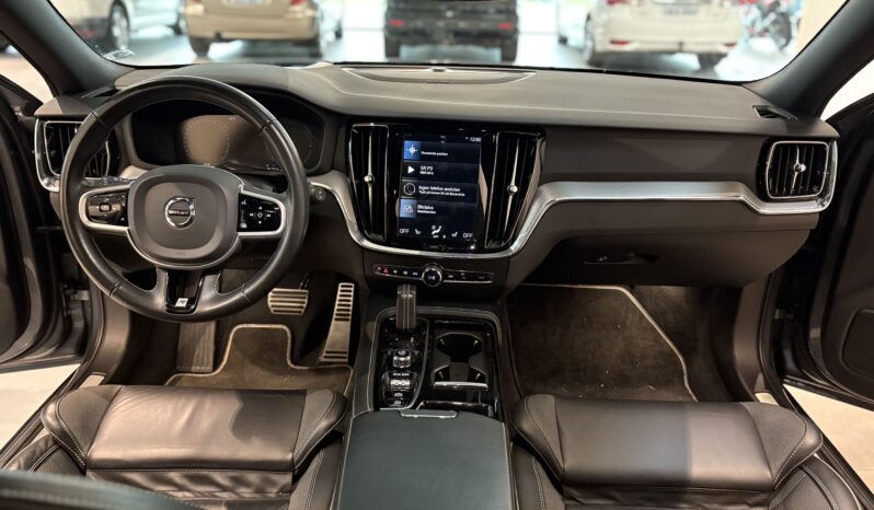 Volvo V60 T6 AWD R-Design Plug-in Hybrid -2020 full