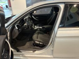 BMW 330e Business M-Sport Laddhybrid -2017 full