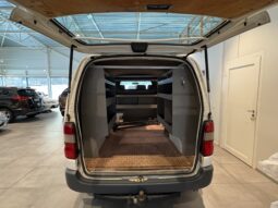 Toyota Hiace 2,5D 4WD L2 -1999 -Ålandssåld full