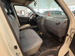 Toyota Hiace 2,5D 4WD L2 -1999 -Ålandssåld full