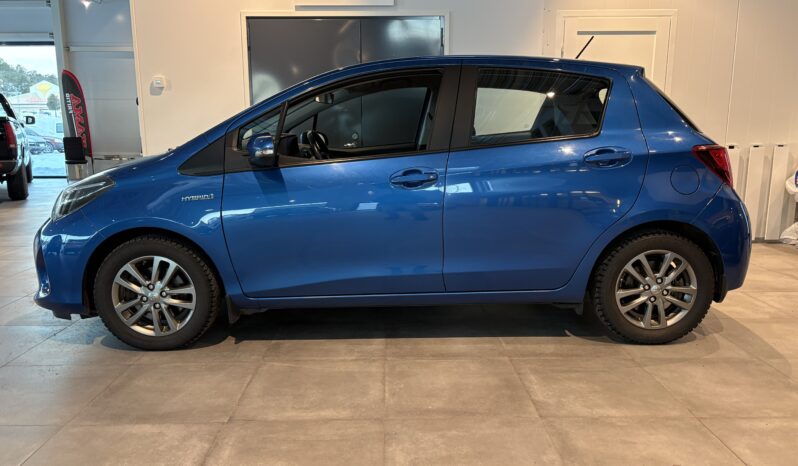 Toyota Yaris 1,5 Hybrid Active -2016 full