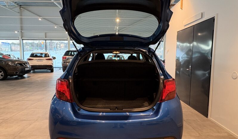 Toyota Yaris 1,5 Hybrid Active -2016 full