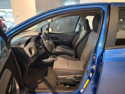 Toyota Yaris 1,5 Hybrid Active -2016 full