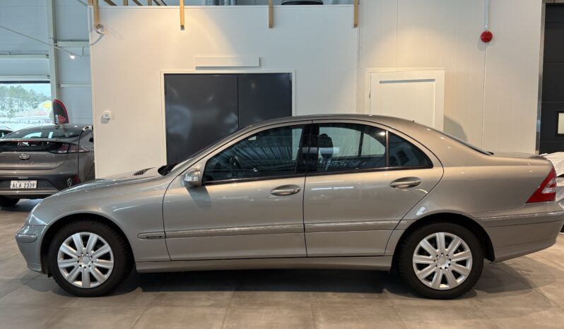 Mercedes-Benz C220 CDI -2003 full