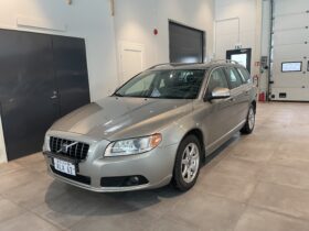 Volvo V70 2,5T Aut Summum -2008 -Ålandssåld