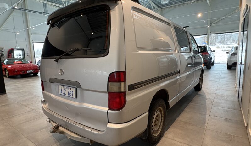 Toyota Hiace 2,5 D-4D L2 -2005 -Momsbil full