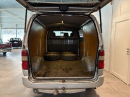 Toyota Hiace 2,5 D-4D L2 -2005 -Momsbil full