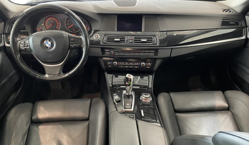BMW 523i Automat -2010 full