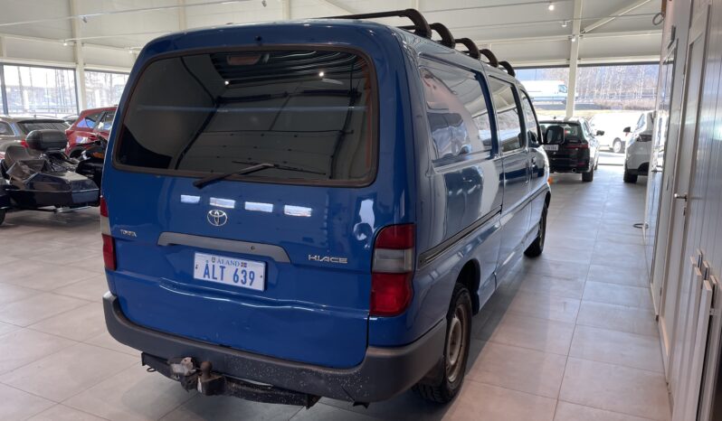 Toyota Hiace 2.5 D-4D 100 Automat -2002 – Ålandssåld, Innehåller 25,5% avdragbar moms full