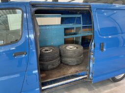 Toyota Hiace 2.5 D-4D 100 Automat -2002 – Ålandssåld, Innehåller 25,5% avdragbar moms full