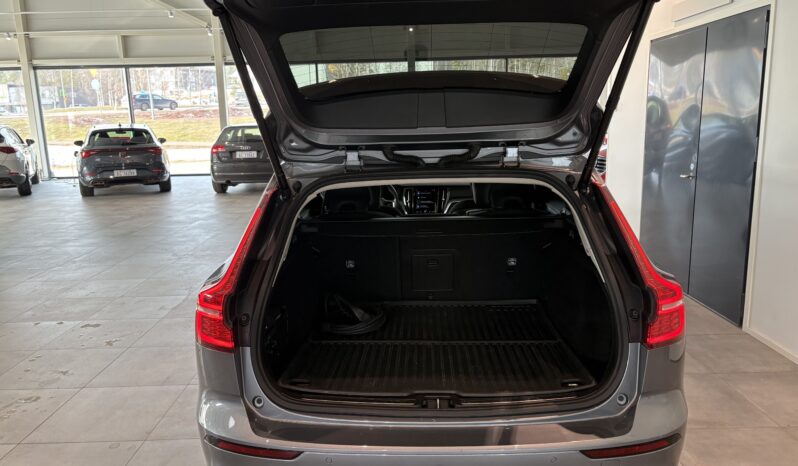 Volvo V60 T6 TwE Business Inscription -2021 full
