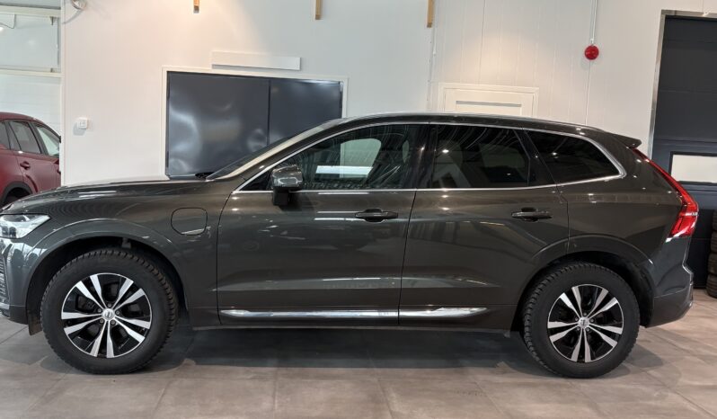 Volvo XC60 T6 Momentum 18.8kWh Long Range AWD -2022 full
