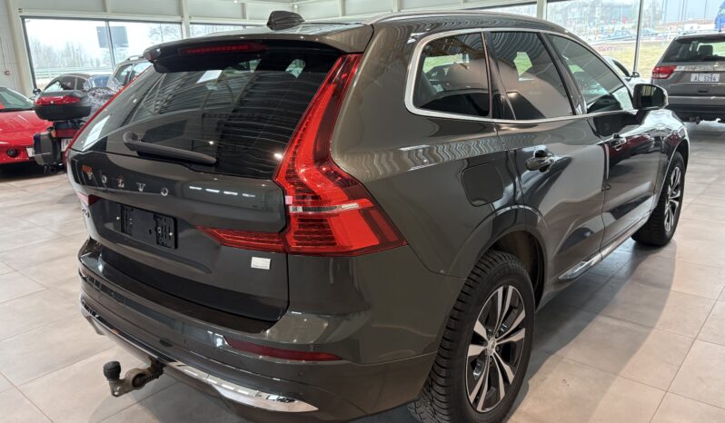 Volvo XC60 T6 Momentum 18.8kWh Long Range AWD -2022 full