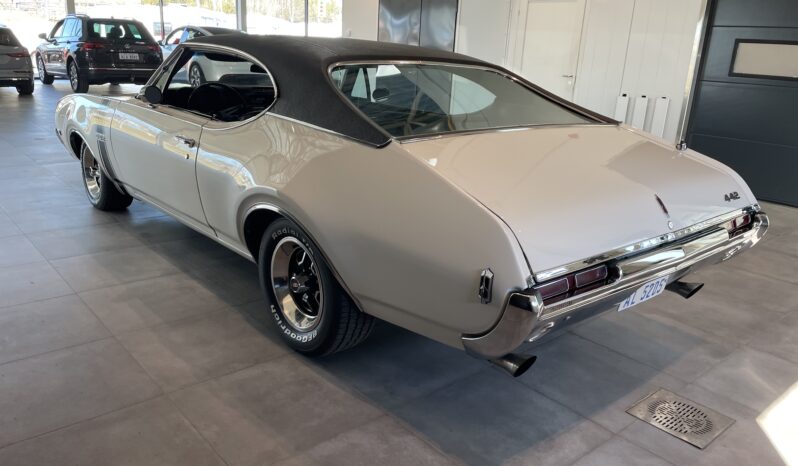 Oldsmobile 4-4-2 -1968 full