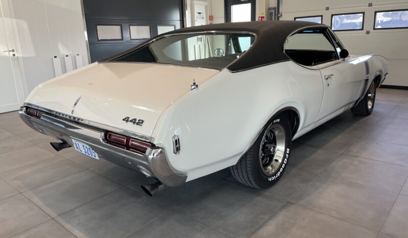 Oldsmobile 4-4-2 -1968 full