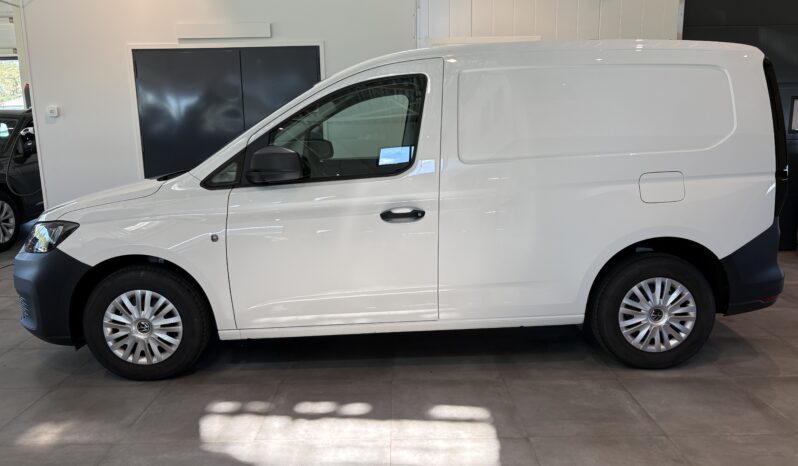 Volkswagen Caddy Cargo 2.0TDI 102hk 6vxl -2024 innehåller 25,5% moms full