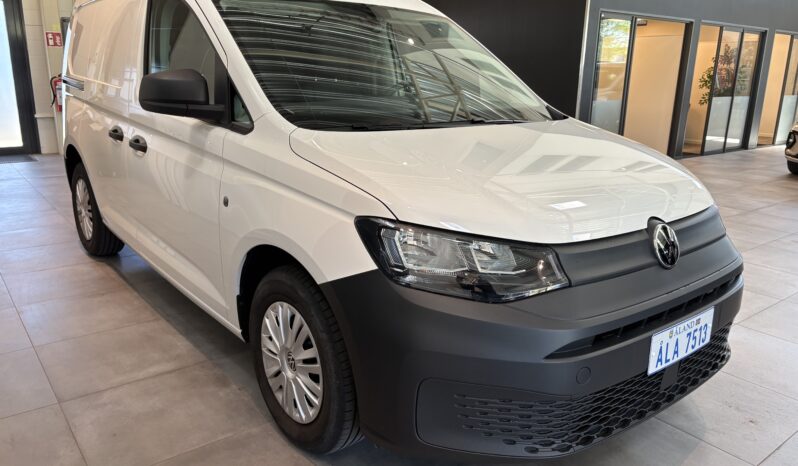 Volkswagen Caddy Cargo 2.0TDI 102hk 6vxl -2024 innehåller 25,5% moms full