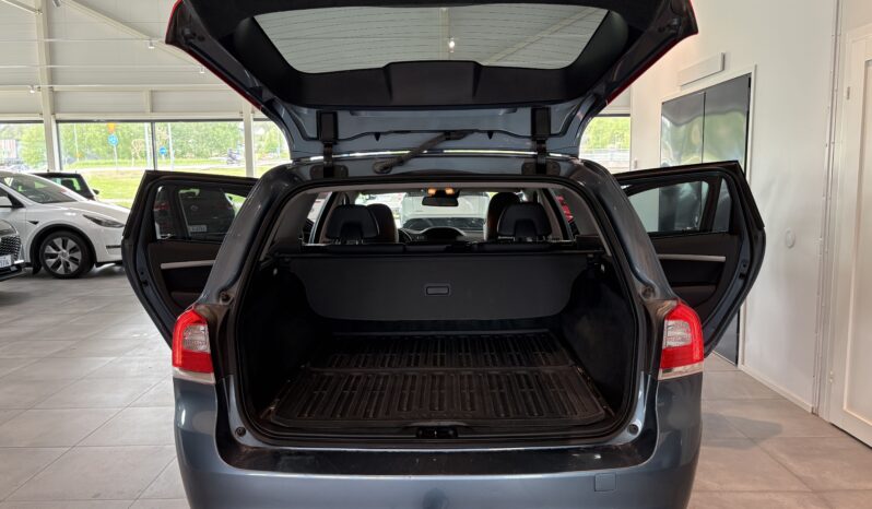 Volvo V70 D3 136hk 6vxl Momentum Business -2013 full