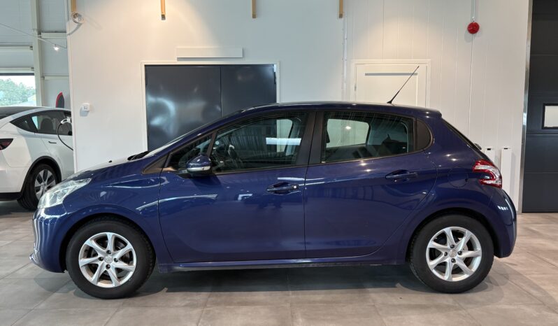 Peugeot 208 Active + VTi82 -2014 – Ålandssåld full