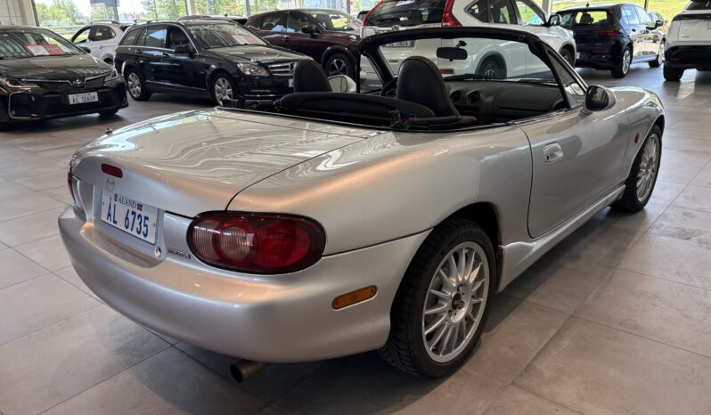 Mazda MX-5 1.9 Sport 6vxl -2002 full