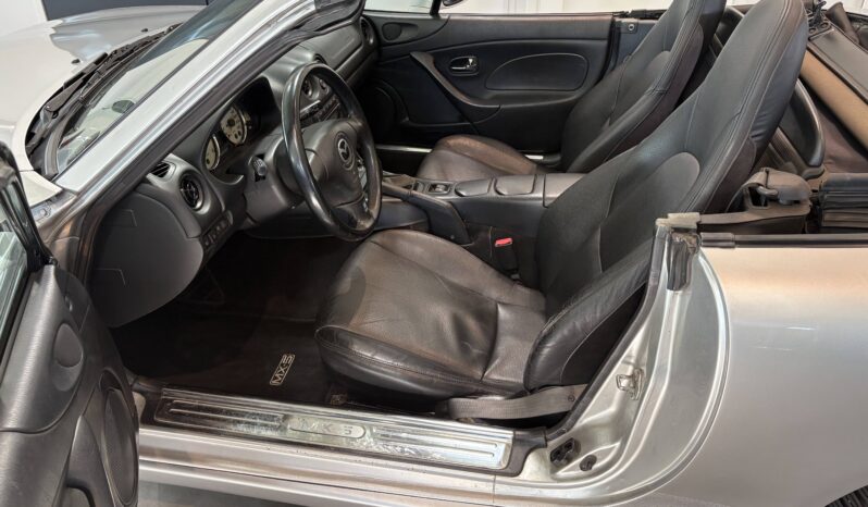 Mazda MX-5 1.9 Sport 6vxl -2002 full