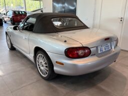 Mazda MX-5 1.9 Sport 6vxl -2002 full