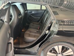 Mercrdes-Benz CLA 180 Shooting Brake -2017 full