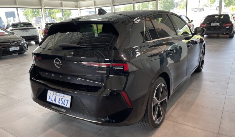 Opel Astra PHEV -2022 full
