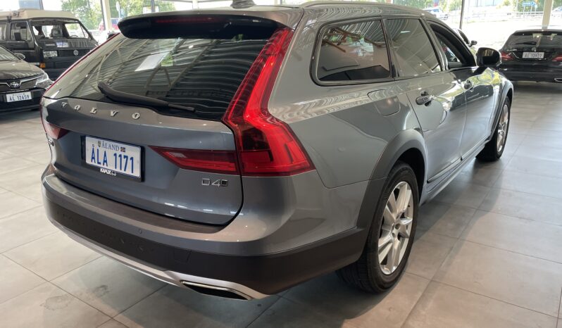 Volvo V90 Cross Country D4 AWD -2017 full