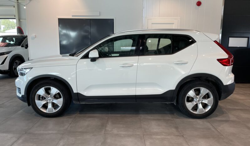 Volvo XC40 T4 Momentum -2018 full