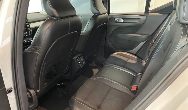 Volvo XC40 T4 Momentum -2018 full